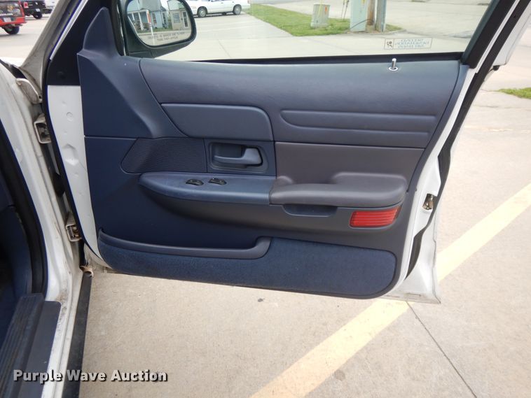 image for item DE5583 1998 Ford Crown Victoria Police Interceptor