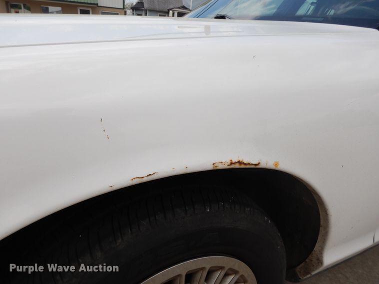 image for item DE5583 1998 Ford Crown Victoria Police Interceptor