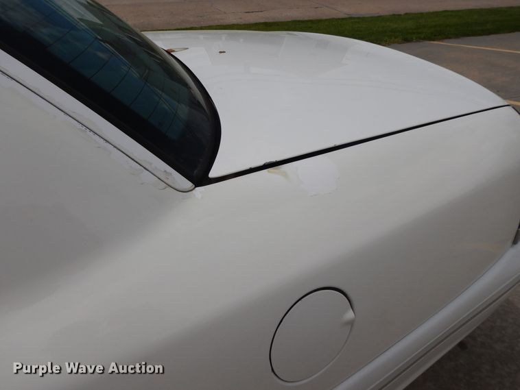 image for item DE5583 1998 Ford Crown Victoria Police Interceptor