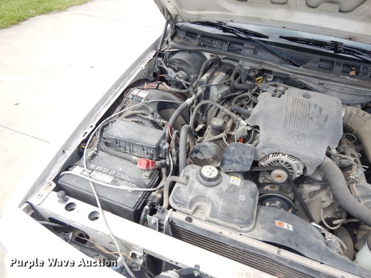 image for item DE5584 2004 Ford Crown Victoria Police Interceptor