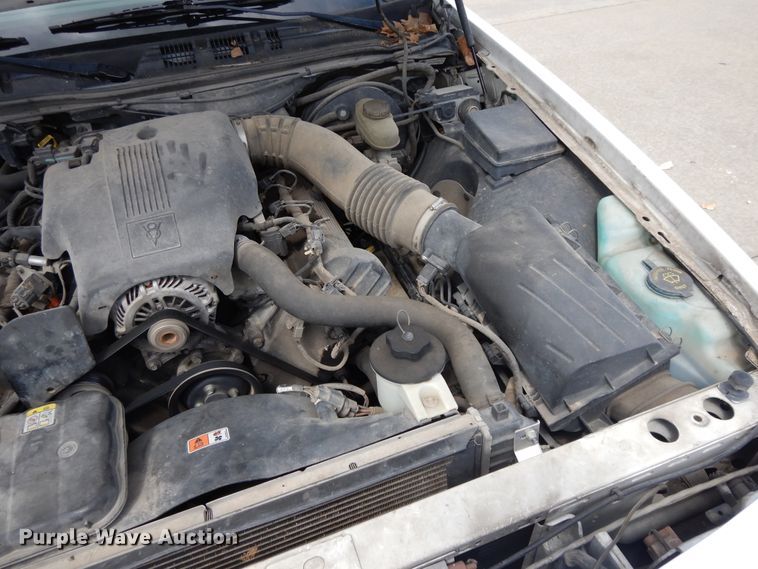 image for item DE5584 2004 Ford Crown Victoria Police Interceptor