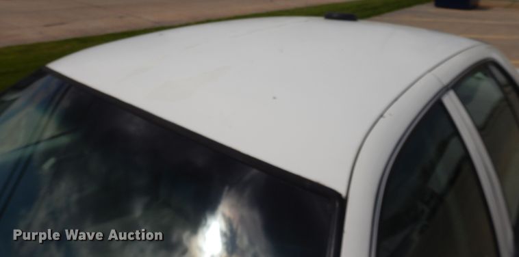 image for item DE5584 2004 Ford Crown Victoria Police Interceptor