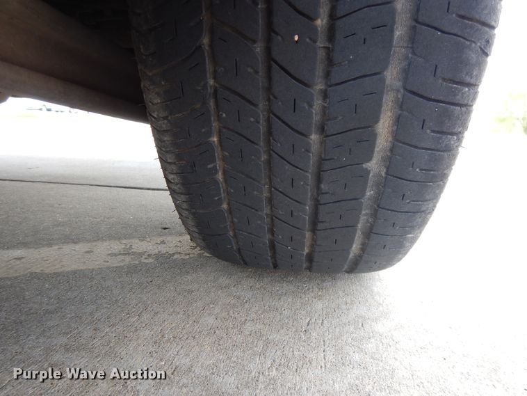 image for item DE5584 2004 Ford Crown Victoria Police Interceptor