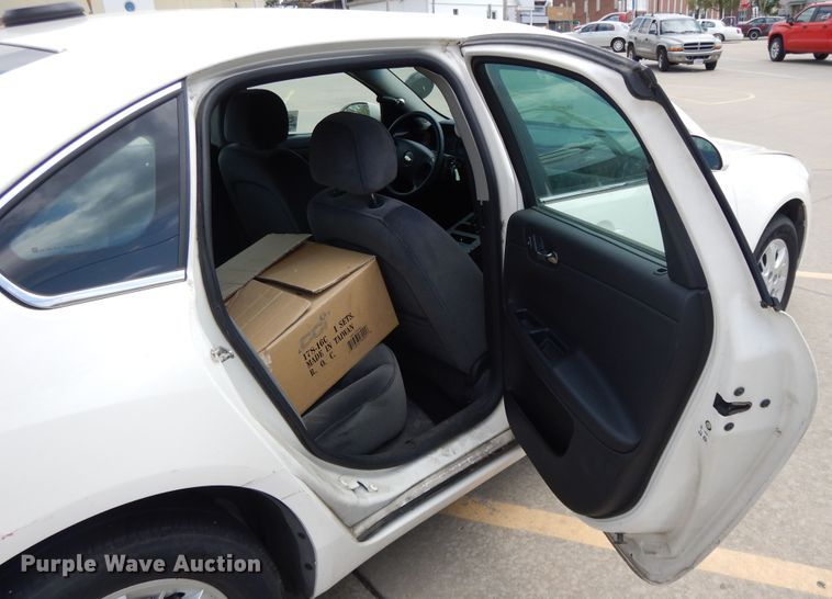 image for item DE5585 2006 Chevrolet Impala Police