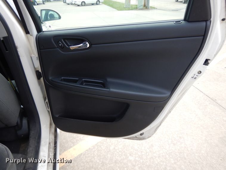 image for item DE5585 2006 Chevrolet Impala Police