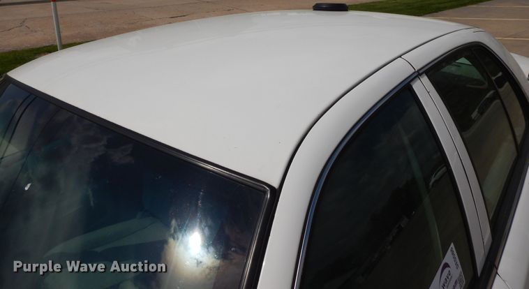 image for item DE5586 2003 Ford Crown Victoria Police Interceptor