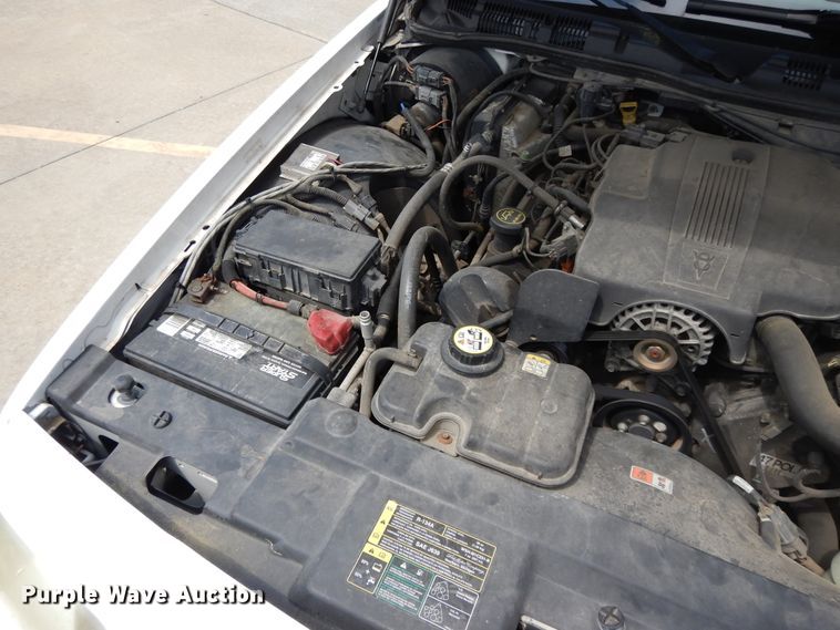 image for item DE5587 2004 Ford Crown Victoria Police Interceptor