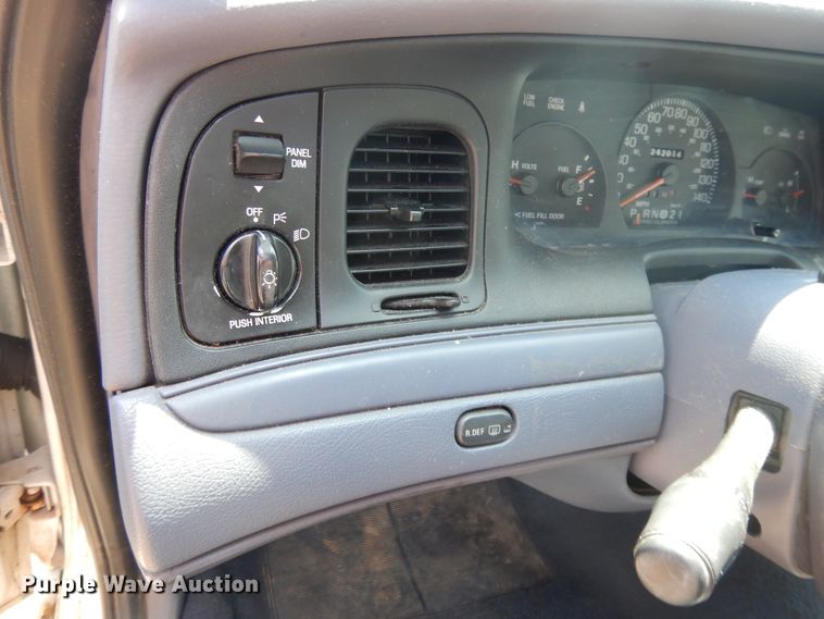 image for item DE5588 1999 Ford Crown Victoria Police Interceptor