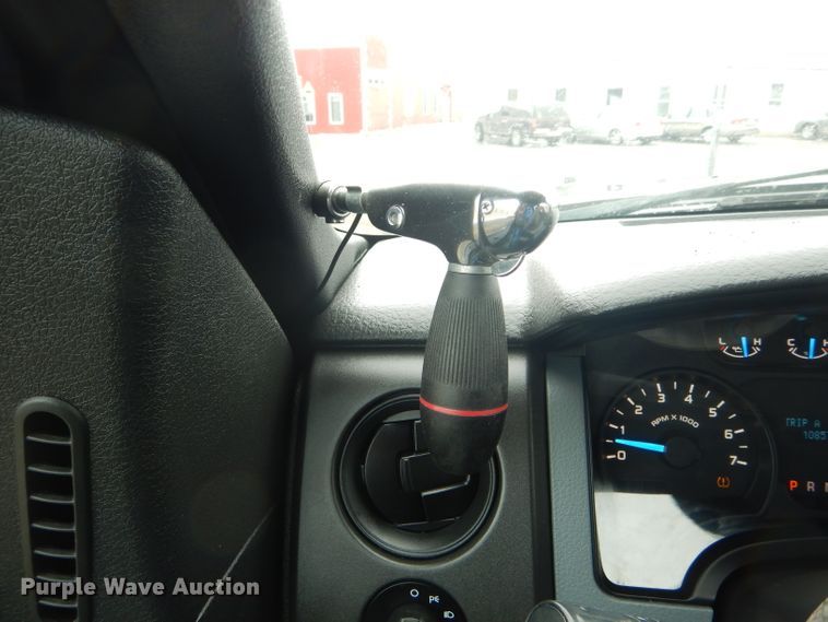 image for item DF3071 2013 Ford F150 XL  SuperCrew pickup truck