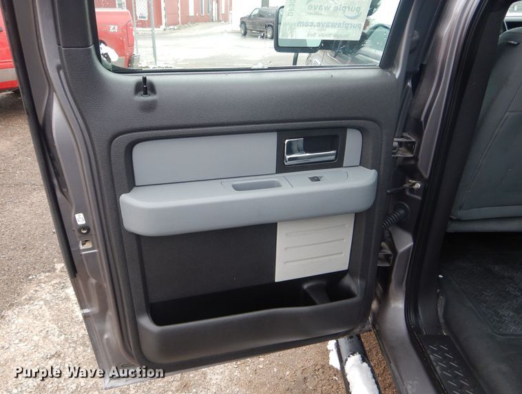 image for item DF3071 2013 Ford F150 XL  SuperCrew pickup truck