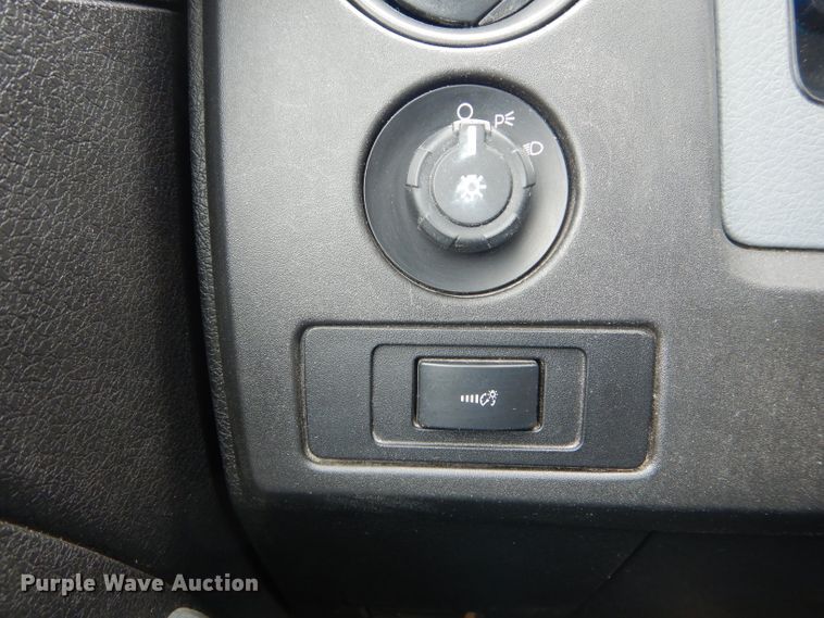 image for item DF3072 2013 Ford F150 XL  SuperCrew pickup truck