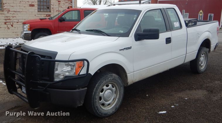image for item DF3073 2010 Ford F150 XL  SuperCab pickup truck
