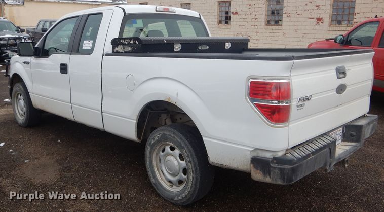 image for item DF3073 2010 Ford F150 XL  SuperCab pickup truck
