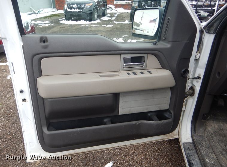 image for item DF3073 2010 Ford F150 XL  SuperCab pickup truck