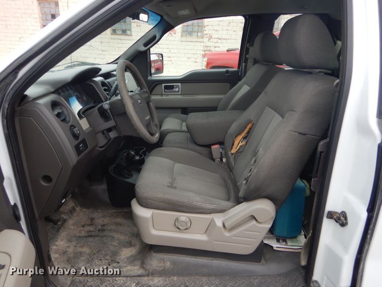 image for item DF3073 2010 Ford F150 XL  SuperCab pickup truck