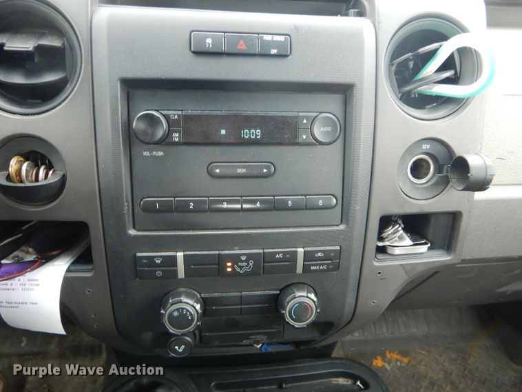 image for item DF3073 2010 Ford F150 XL  SuperCab pickup truck