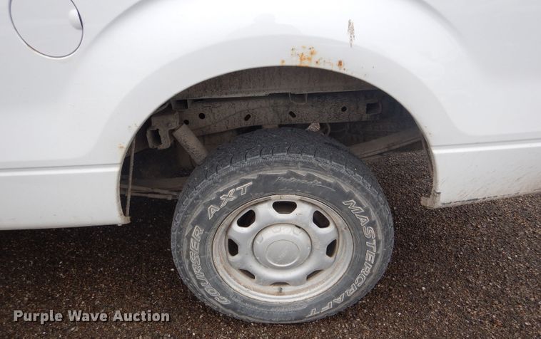 image for item DF3073 2010 Ford F150 XL  SuperCab pickup truck