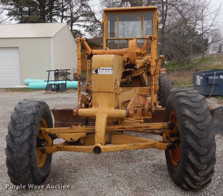 image for item DF3074 1966 Caterpillar 120 rigid frame motor grader