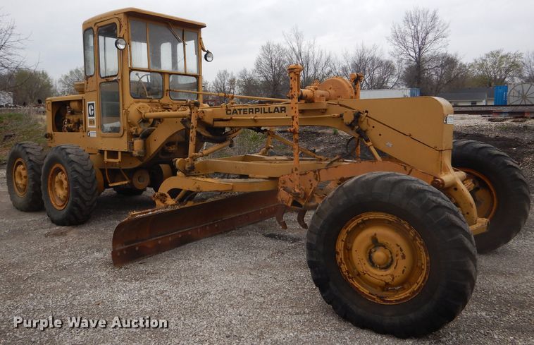 image for item DF3074 1966 Caterpillar 120 rigid frame motor grader