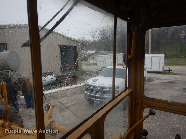 image for item DF3074 1966 Caterpillar 120 rigid frame motor grader