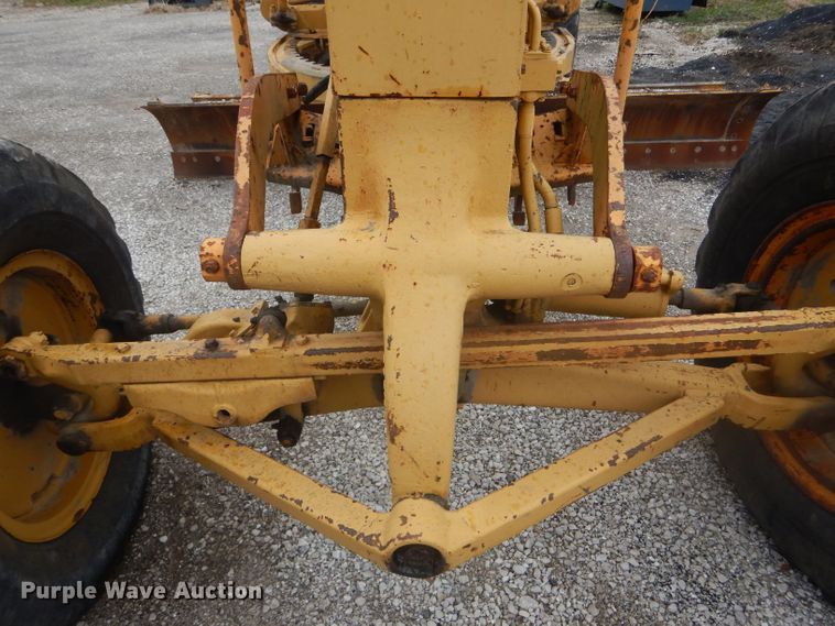 image for item DF3074 1966 Caterpillar 120 rigid frame motor grader