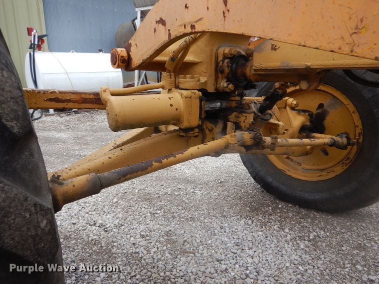 image for item DF3074 1966 Caterpillar 120 rigid frame motor grader