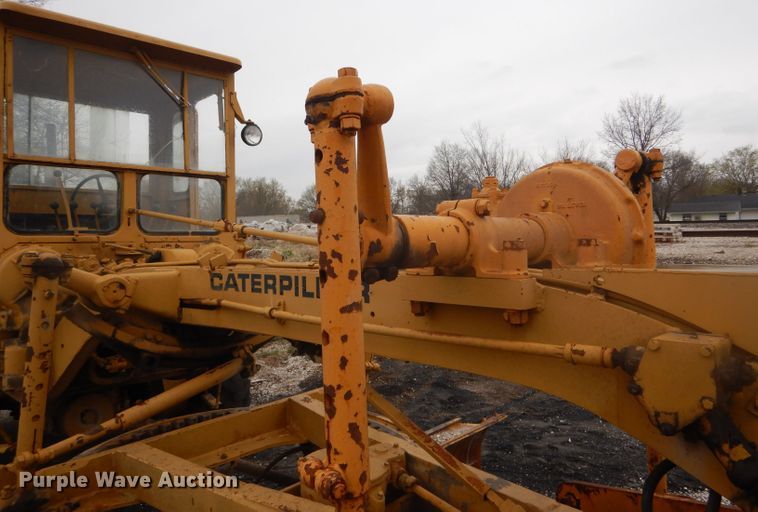 image for item DF3074 1966 Caterpillar 120 rigid frame motor grader