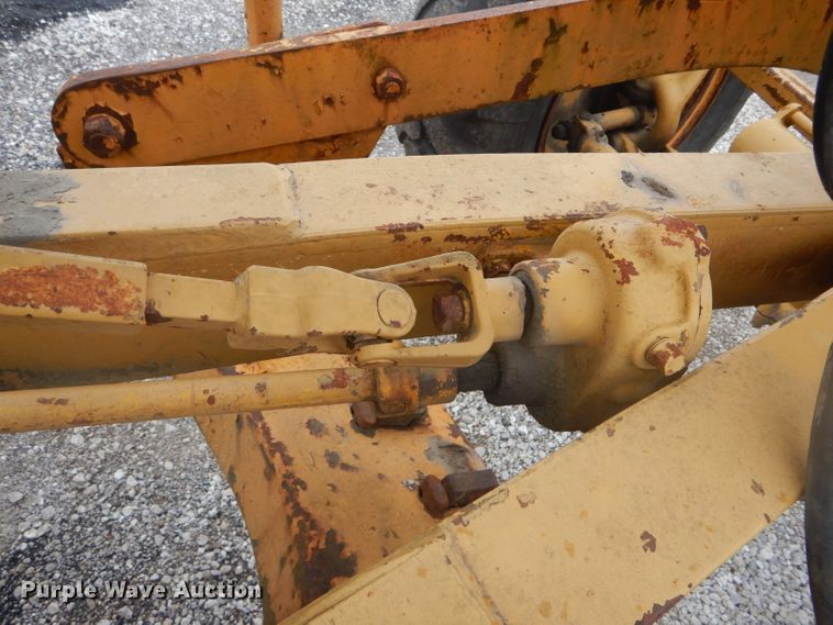 image for item DF3074 1966 Caterpillar 120 rigid frame motor grader
