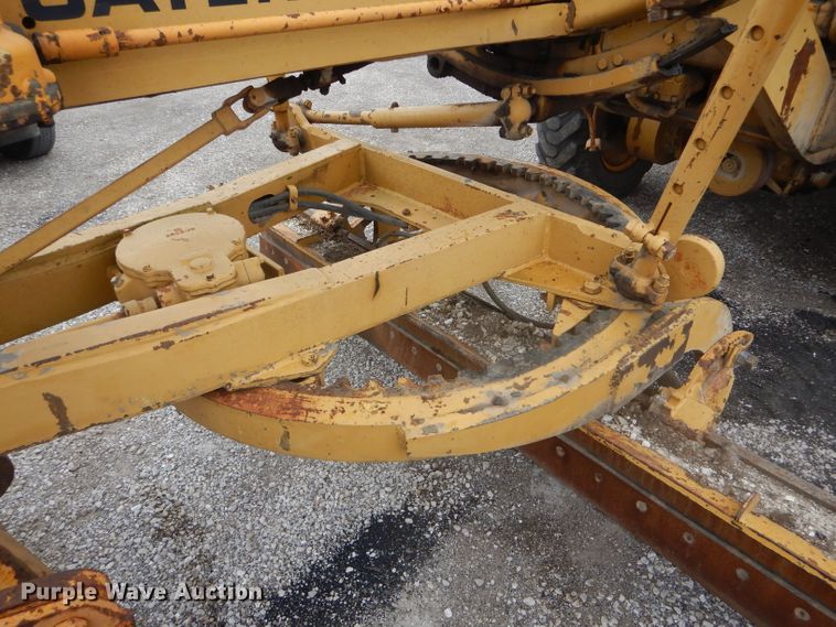 image for item DF3074 1966 Caterpillar 120 rigid frame motor grader