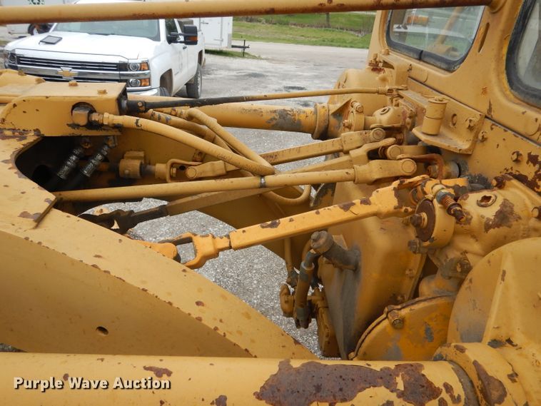 image for item DF3074 1966 Caterpillar 120 rigid frame motor grader