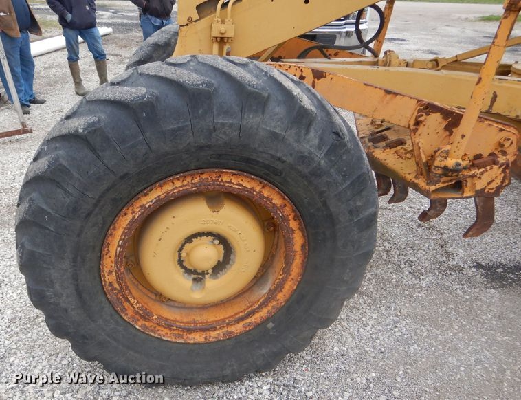 image for item DF3074 1966 Caterpillar 120 rigid frame motor grader