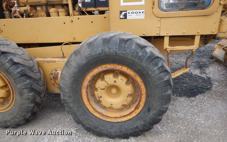 image for item DF3074 1966 Caterpillar 120 rigid frame motor grader