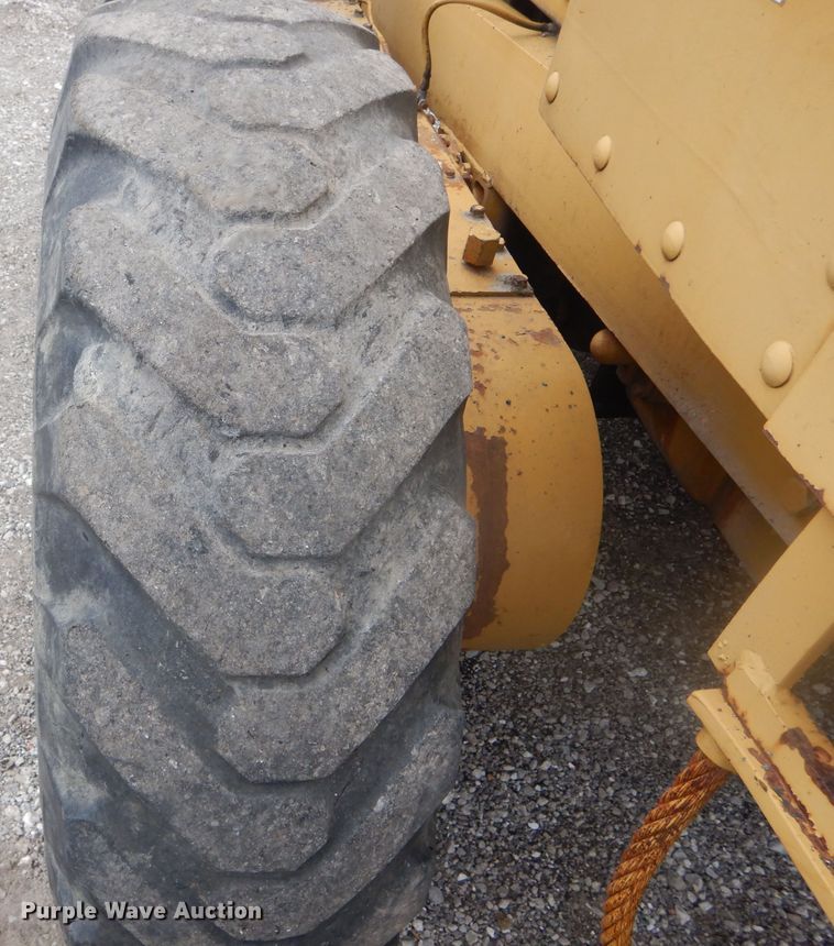 image for item DF3074 1966 Caterpillar 120 rigid frame motor grader