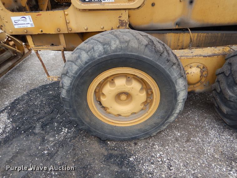 image for item DF3074 1966 Caterpillar 120 rigid frame motor grader
