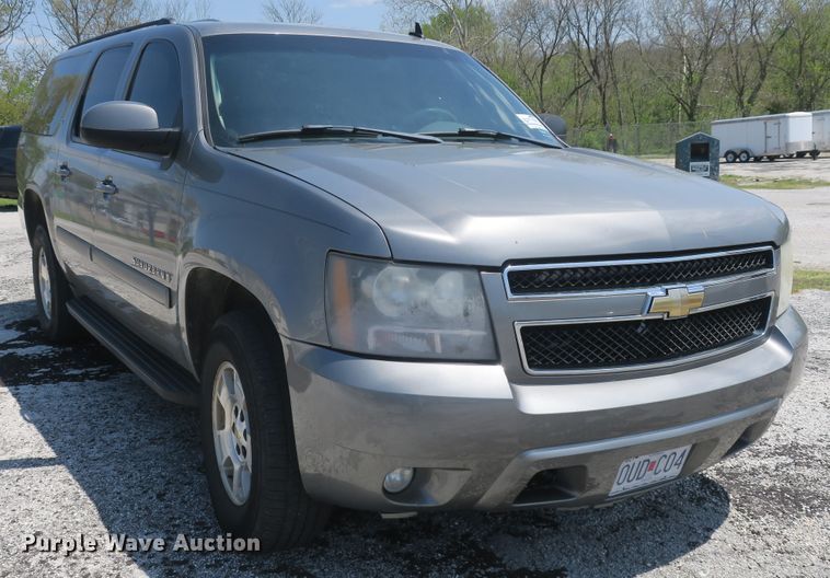 image for item DF5125 2007 Chevrolet Suburban 1500  SUV