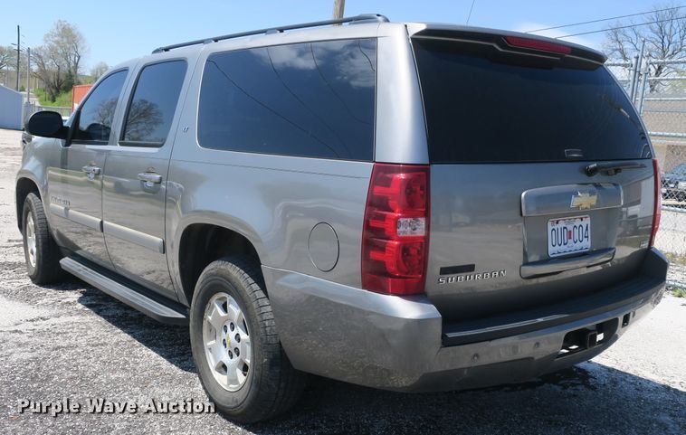 image for item DF5125 2007 Chevrolet Suburban 1500  SUV