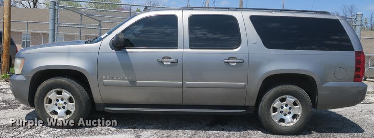image for item DF5125 2007 Chevrolet Suburban 1500  SUV