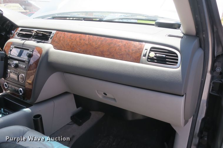 image for item DF5125 2007 Chevrolet Suburban 1500  SUV