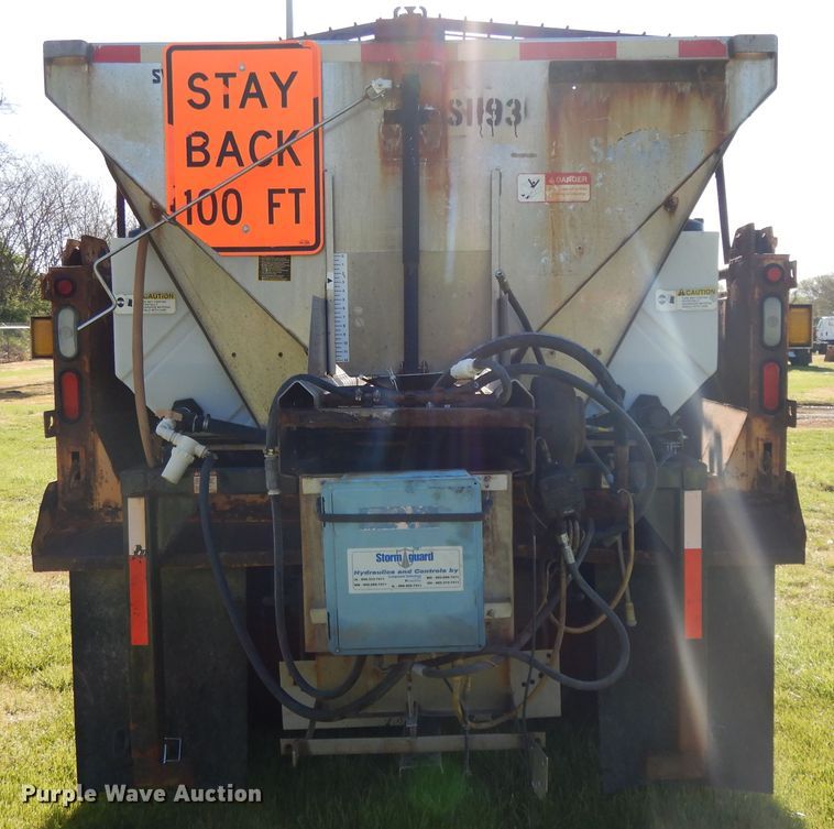 image for item DF6081 2006 International 7400 Crew Cab dump truck