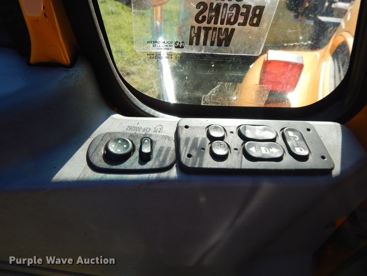 image for item DF6081 2006 International 7400 Crew Cab dump truck