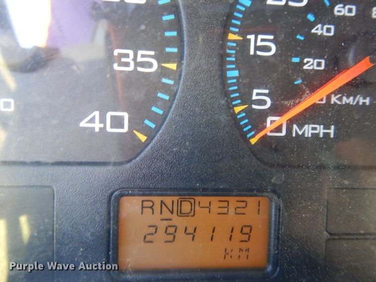 image for item DF6081 2006 International 7400 Crew Cab dump truck