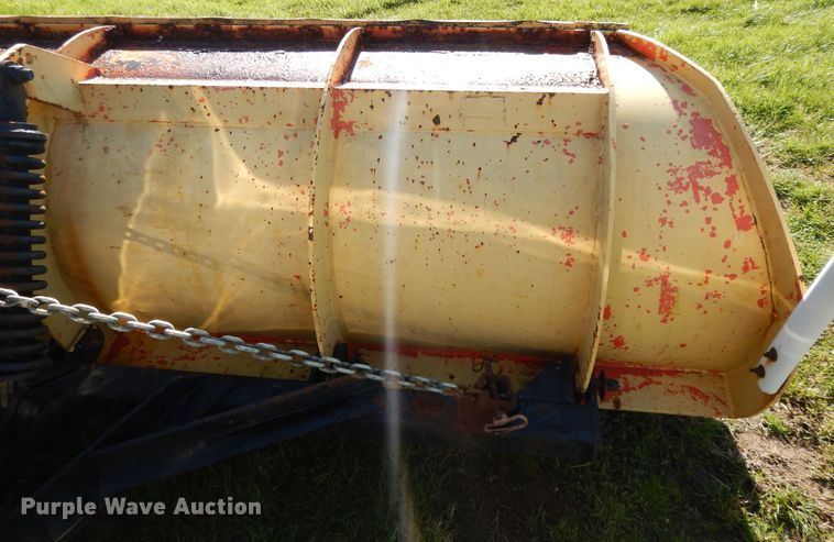 image for item DF6081 2006 International 7400 Crew Cab dump truck