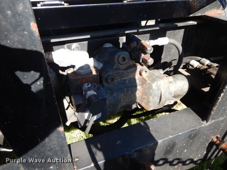 image for item DF6081 2006 International 7400 Crew Cab dump truck