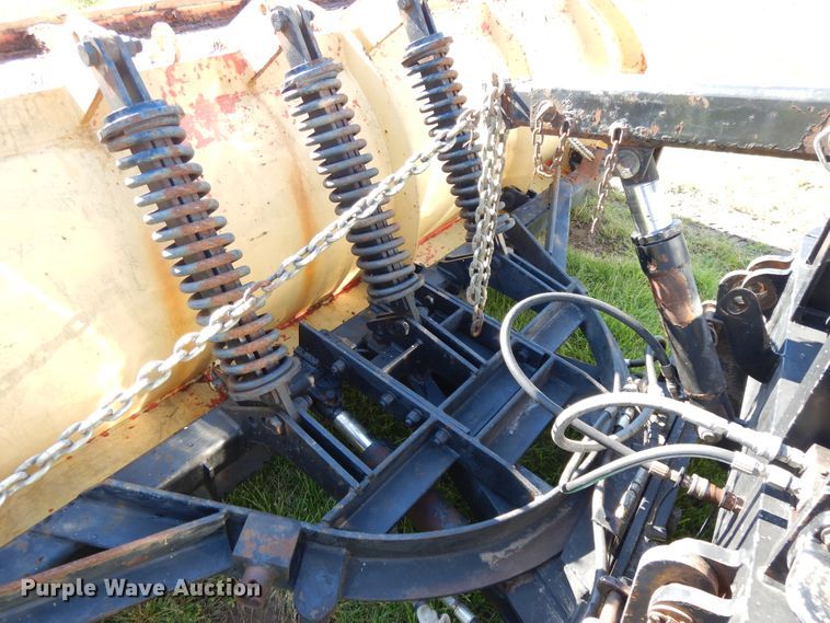 image for item DF6081 2006 International 7400 Crew Cab dump truck