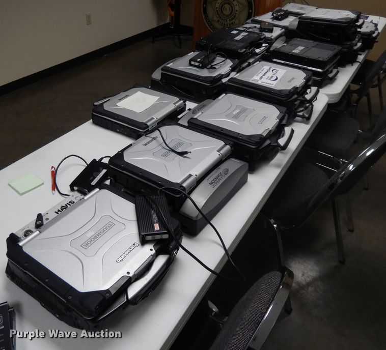 image for item DF6082 (16) Panasonic Touchbook laptop computers