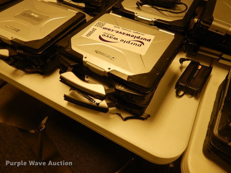 image for item DF6082 (16) Panasonic Touchbook laptop computers