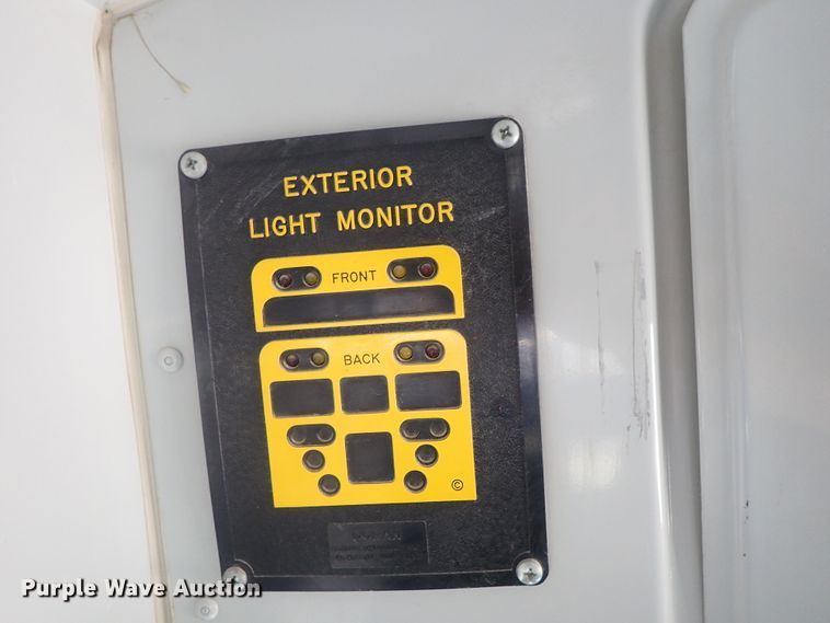 image for item DG3092 2000 GMC Savana G3500 Thomas school bus