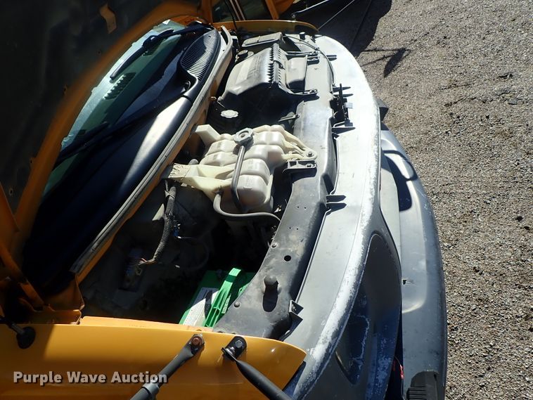 image for item DG3092 2000 GMC Savana G3500 Thomas school bus