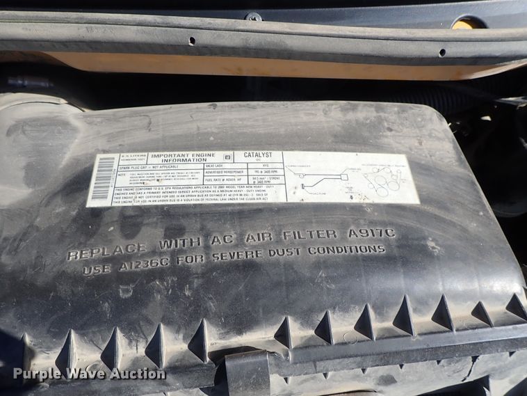 image for item DG3092 2000 GMC Savana G3500 Thomas school bus