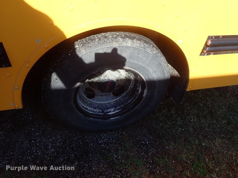 image for item DG3092 2000 GMC Savana G3500 Thomas school bus